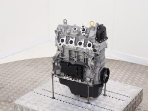 Usados Motor Volkswagen Golf VI (5K1) 1.2 TSI BlueMotion Precio € 2.117,50 IVA incluido ofrecido por Automaterialen Ronald Morien B.V.