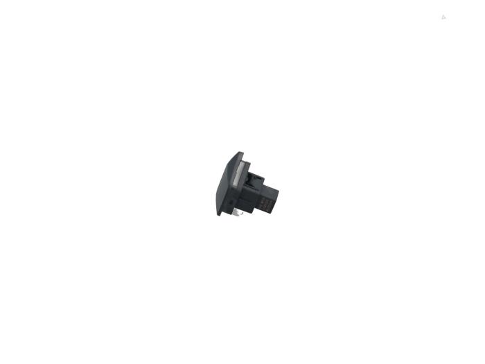 Gebrauchte Lichtsensor MG MG4 Electric Standard 51 kWh Preis € 29,00 Margenregelung angeboten von Automaterialen Ronald Morien B.V.