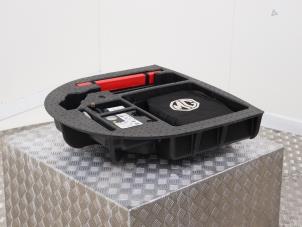 Begagnade Däckreparationssats MG ZS EV Pris € 48,99 Inklusive moms erbjuds av Automaterialen Ronald Morien B.V.