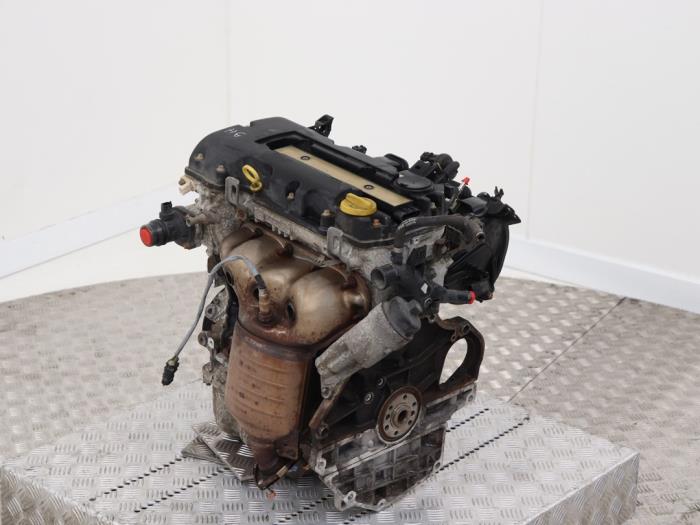 Engine Opel Adam 1.2 16V - 25195105 LWD