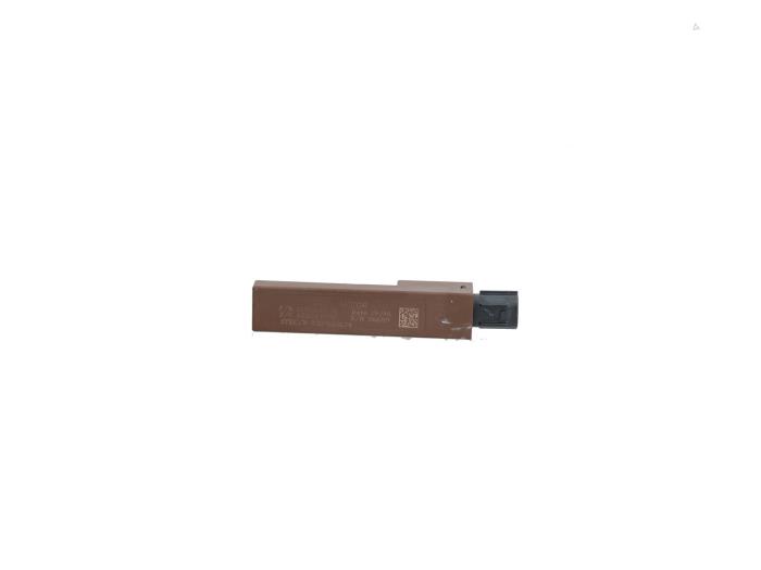 Używane Keyless Entry-Antena MG ZS EV Cena € 9,99 Z VAT oferowane przez Automaterialen Ronald Morien B.V.