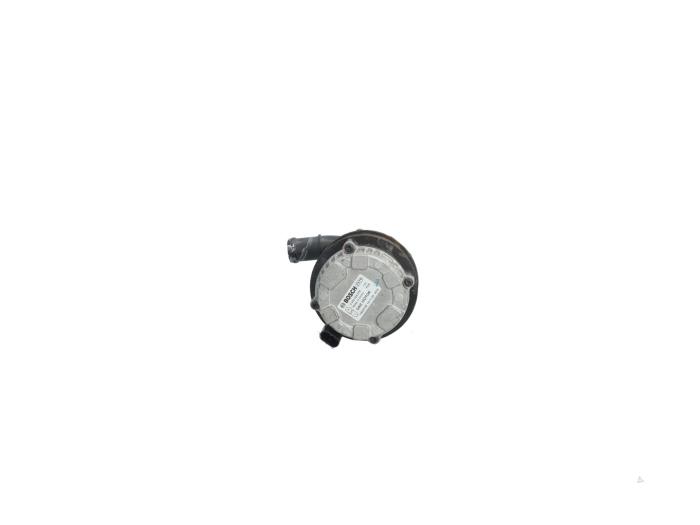 Begagnade Extra vattenpump MG ZS EV Pris € 65,00 Inklusive moms erbjuds av Automaterialen Ronald Morien B.V.