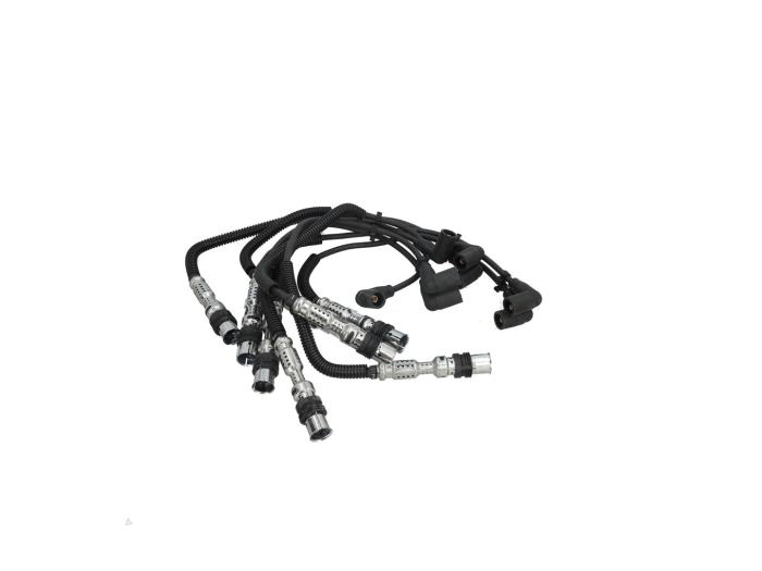 Spark plug cable set from a Volkswagen Golf VI (5K1) 1.2 TSI 2013