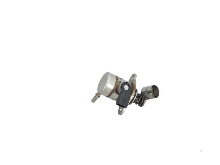 Gebrauchte Benzinpumpe Volkswagen Golf VIII (CD1) 1.5 eTSI 16V Preis € 40,00 Margenregelung angeboten von Automaterialen Ronald Morien B.V.