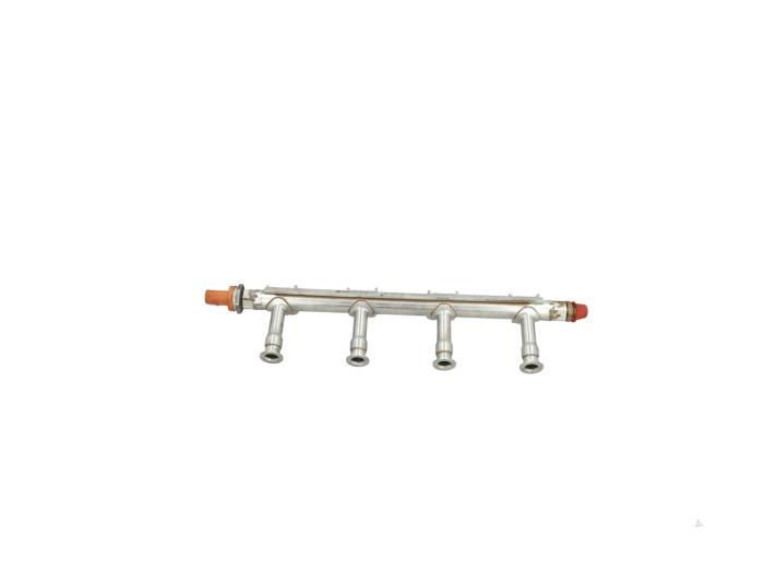 Gebrauchte Kraftstoffverteiler Audi A1 Sportback (8XA/8XF) 1.2 TFSI Preis € 35,00 Margenregelung angeboten von Automaterialen Ronald Morien B.V.