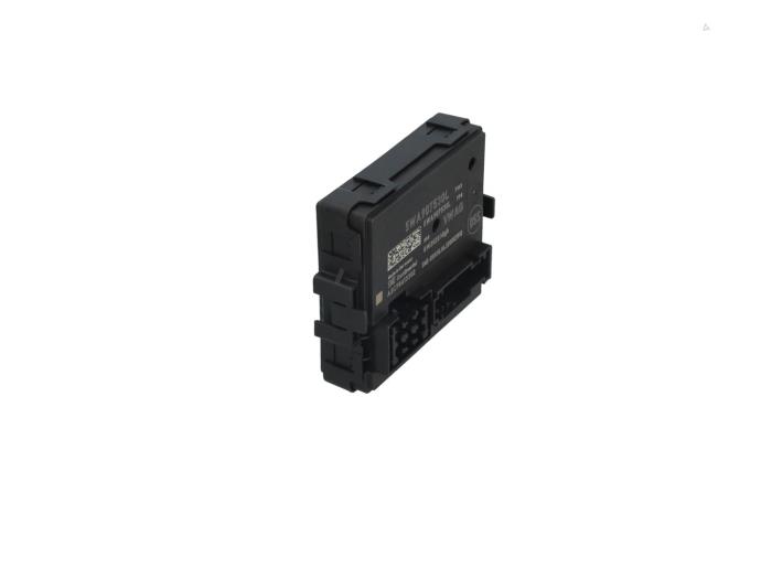 Usados Módulo Gateway Cupra Formentor 2.5 VZ5 16V 4Drive Precio € 75,00 Norma de margen ofrecido por Automaterialen Ronald Morien B.V.