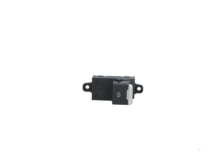 Gebrauchte Handbremse Schalter Mazda 3 (BM/BN) 2.0 SkyActiv-G 120 16V Preis € 35,00 Margenregelung angeboten von Automaterialen Ronald Morien B.V.