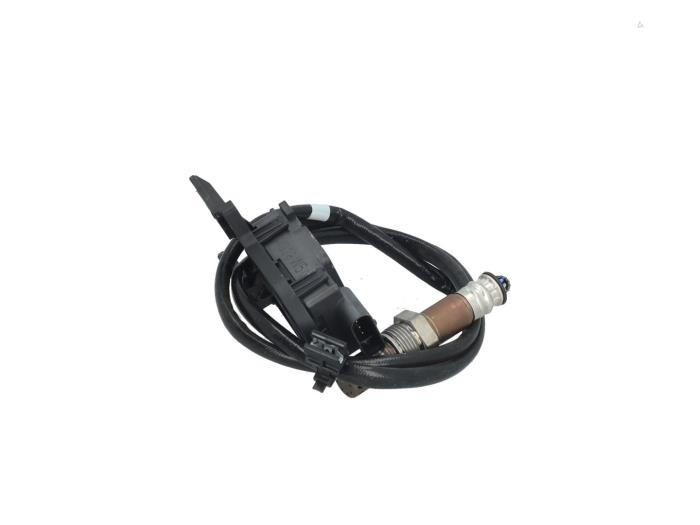 Usados Sensor Nox Volkswagen Touran (5T1) 2.0 TDI 150 Precio € 195,00 IVA incluido ofrecido por Automaterialen Ronald Morien B.V.