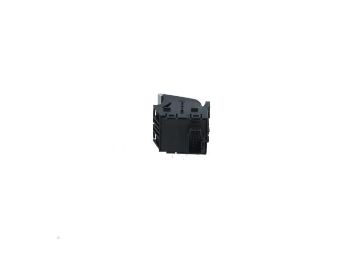 Używane Przelacznik hamulca postojowego Audi S5 Sportback (F5A/F5F) 3.0 TFSI V6 24V Cena € 19,00 Procedura marży oferowane przez Automaterialen Ronald Morien B.V.