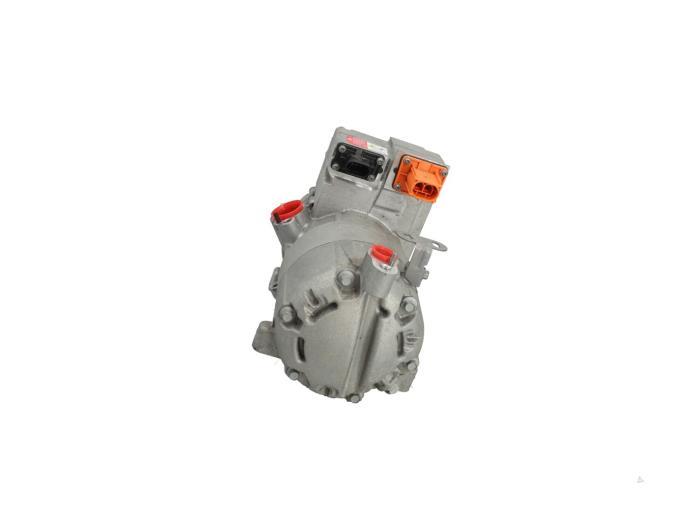 Usagé Compresseur de clim Volkswagen ID.3 (E11/E12) Pro S 77 kWh Prix € 195,00 Règlement à la marge proposé par Automaterialen Ronald Morien B.V.