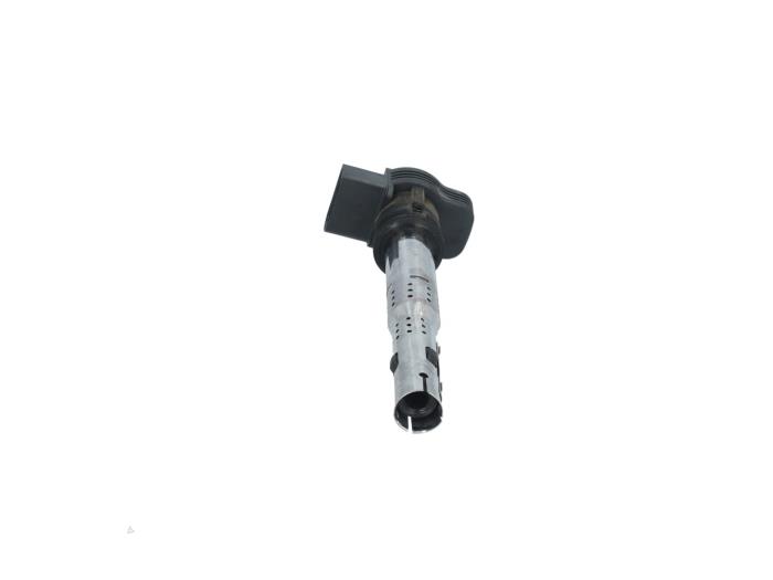 Ignition coil from a Audi A4 (B8) 2.0 TFSI 16V Flexible Fuel Quattro 2012