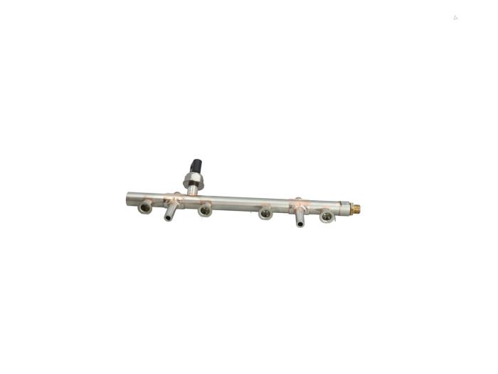 New Fuel injector nozzle Volkswagen Beetle (16AB) 2.0 GSR 16V Price € 34,99 Inclusive VAT offered by Automaterialen Ronald Morien B.V.