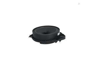 Used Speaker Opel Astra K 1.2 Turbo 12V Price € 19,00 Inclusive VAT offered by Automaterialen Ronald Morien B.V.