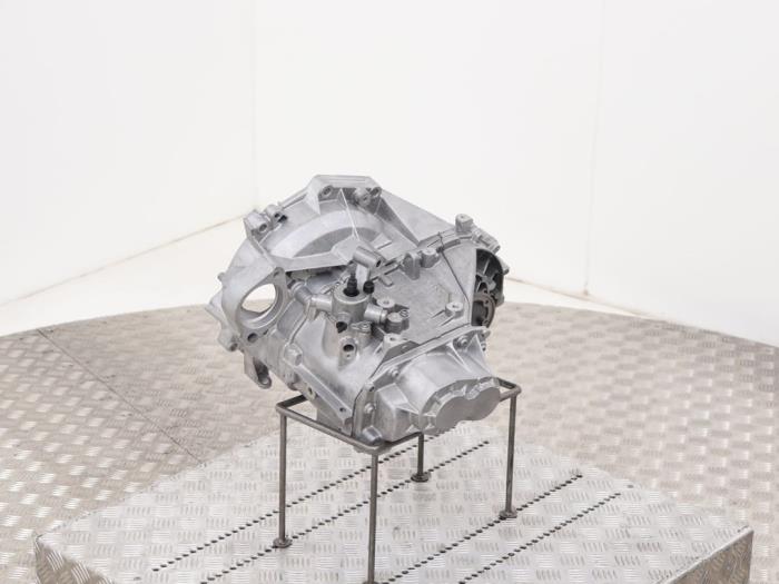 Caja de cambios de un Volkswagen Golf VI (5K1) 1.2 TSI BlueMotion 2012