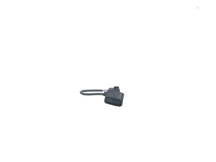 Używane Mikrofon Opel Astra K 1.2 Turbo 12V Cena € 25,00 Z VAT oferowane przez Automaterialen Ronald Morien B.V.
