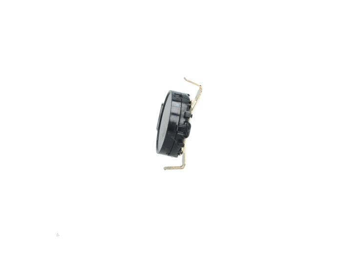 Begagnade Regnsensor Peugeot 2008 (UD/UK/UR/US/UX) 1.2 VTi 12V PureTech 130 Pris € 19,00 Marginaltabell erbjuds av Automaterialen Ronald Morien B.V.
