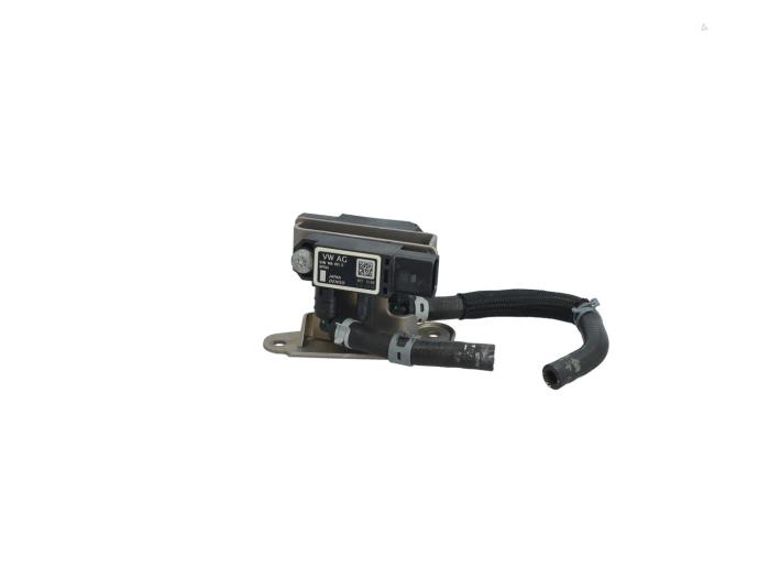 New Particulate filter sensor Volkswagen Tiguan (AD1) 2.0 TDI 16V 4Motion Price € 75,00 Inclusive VAT offered by Automaterialen Ronald Morien B.V.
