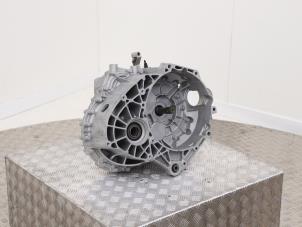 Inspektierte Getriebe Volkswagen Crafter (SY) 2.0 TDI Preis € 2.292,95 Mit Mehrwertsteuer angeboten von Automaterialen Ronald Morien B.V.