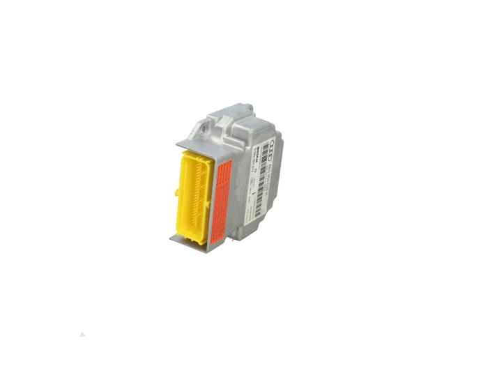 Begagnade Airbagmodul Audi A8 (D3) 3.0 TDI V6 24V Quattro Pris € 50,00 Marginaltabell erbjuds av Automaterialen Ronald Morien B.V.