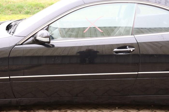 Begagnade Dörr, 2-dörrars, vänster Mercedes CL (215) 5.8 CL-600 V12 36V Pris på förfrågan erbjuds av Automaterialen Ronald Morien B.V.