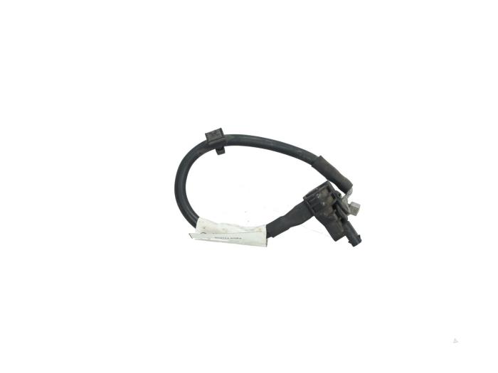 Begagnade Batterisensor Volkswagen Up! (121) 1.0 12V 60 Pris € 15,00 Marginaltabell erbjuds av Automaterialen Ronald Morien B.V.