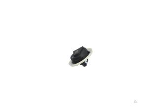 Usados Sensor de airbag Peugeot 3008 II (M4/MC/MJ/MR) 1.2 12V e-THP PureTech 130 Precio € 19,00 Norma de margen ofrecido por Automaterialen Ronald Morien B.V.