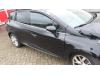 Front door 4-door, right from a Renault Clio IV Estate/Grandtour (7R) 0.9 Energy TCE 90 12V 2020