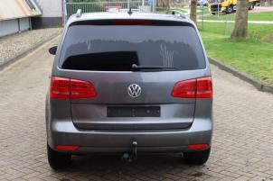 Używane Tylna klapa Volkswagen Touran (1T3) 1.4 16V TSI 140 Cena € 250,00 Procedura marży oferowane przez Automaterialen Ronald Morien B.V.