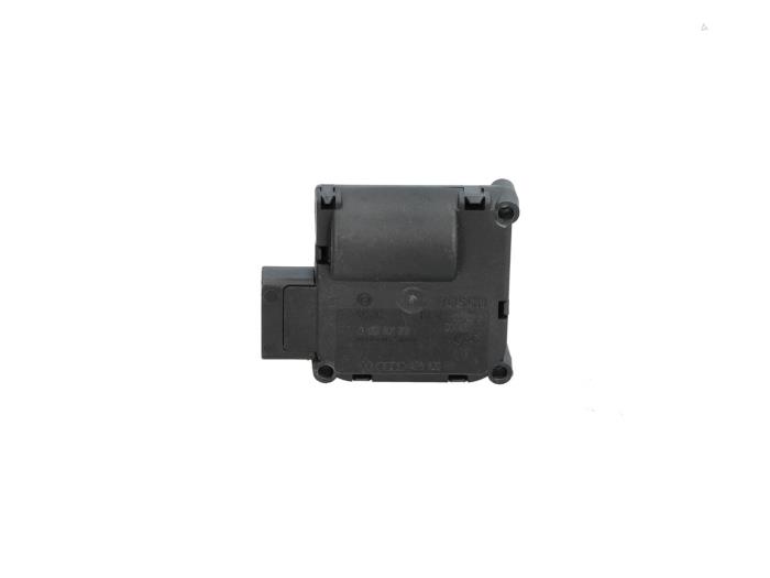 Gebrauchte Heizventil Motor Volkswagen Touareg (7LA/7L6) 5.0 TDI V10 Preis € 15,00 Margenregelung angeboten von Automaterialen Ronald Morien B.V.