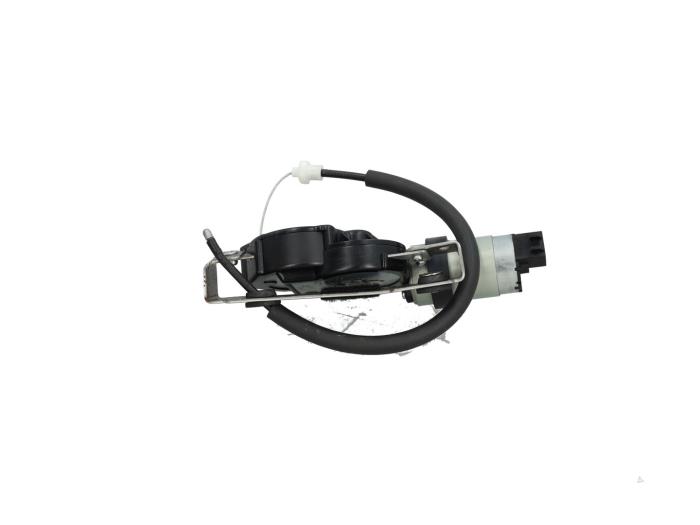 Gebrauchte Sitzmotor Volkswagen Touareg (7LA/7L6) 5.0 TDI V10 Preis € 15,00 Margenregelung angeboten von Automaterialen Ronald Morien B.V.