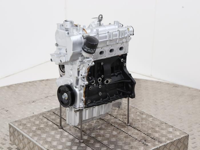 Engine from a Volkswagen Golf V Variant (1K5) 1.4 TSI 160 16V 2010