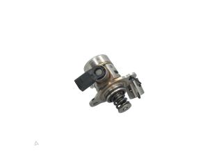 Pompe essence d'un Volkswagen Golf VIII (CD1) 1.5 eTSI 16V 2020