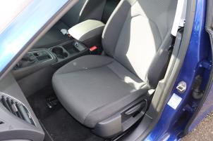 Używane Zestaw powlok (kompletny) Seat Leon (5FB) 1.0 TSI 12V Cena € 245,00 Z VAT oferowane przez Automaterialen Ronald Morien B.V.