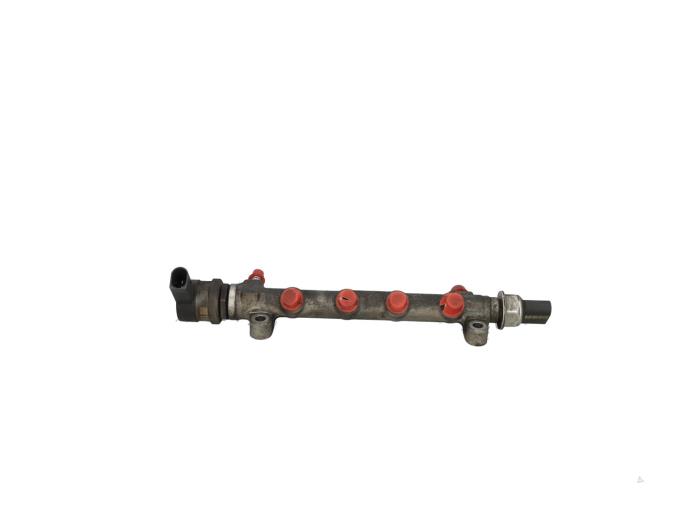 Gebrauchte Kraftstoffverteiler Volkswagen Golf VII (AUA) 1.6 TDI 16V Preis € 65,00 Margenregelung angeboten von Automaterialen Ronald Morien B.V.