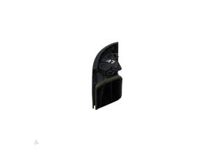 Begagnade Luftmunstycke, instrumentbräda BMW 1 serie (E87/87N) 118i 16V Pris € 15,00 Marginaltabell erbjuds av Automaterialen Ronald Morien B.V.