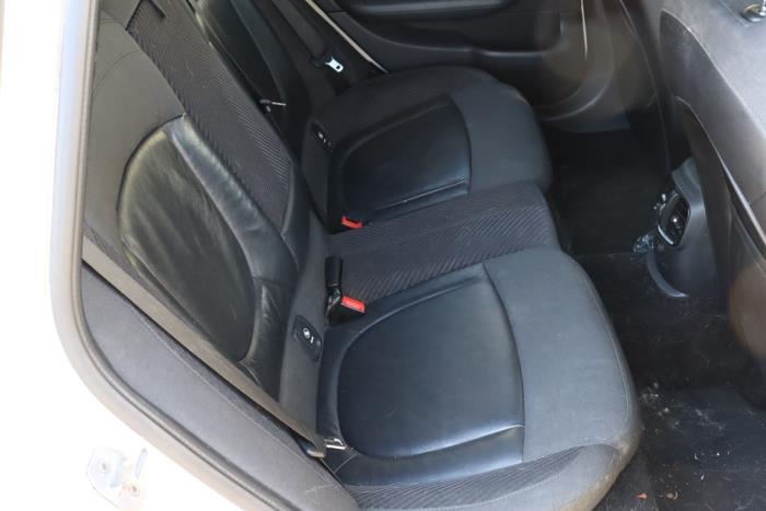 Set of upholstery (complete) from a MINI Clubman (F54) 2.0 Cooper D 16V 2015