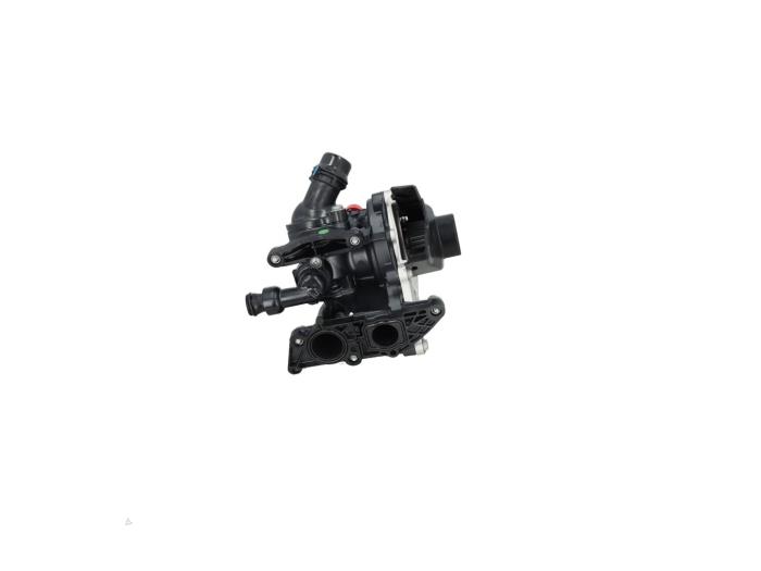 Używane Pompa wodna Audi TT (FV3/FVP) 2.0 TFSI 16V Quattro Cena € 163,35 Z VAT oferowane przez Automaterialen Ronald Morien B.V.