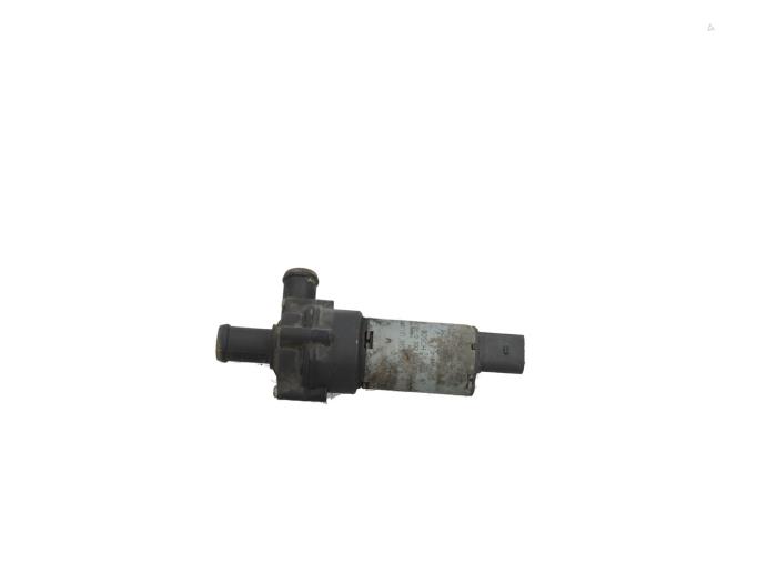Begagnade Extra vattenpump Volkswagen Corrado 2.9 VR6 Pris € 35,00 Marginaltabell erbjuds av Automaterialen Ronald Morien B.V.