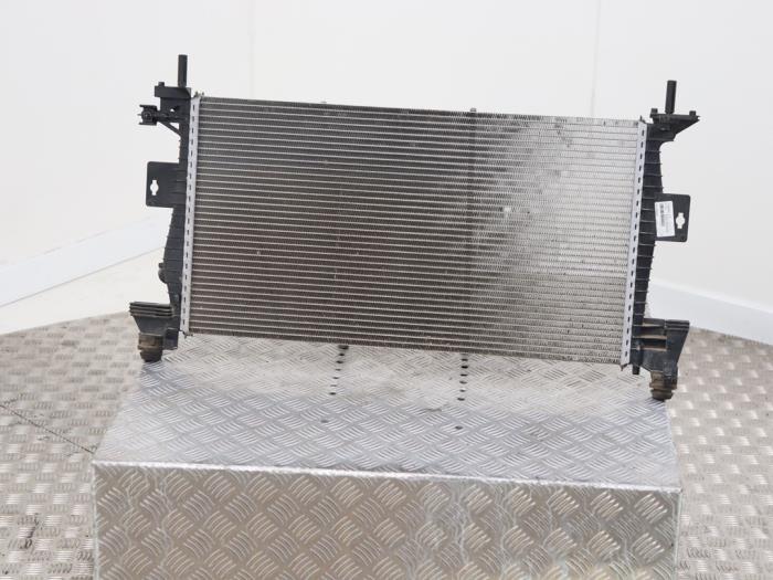 Radiator Ford Focus 3, 2010 / 2020 1.6 Ti-VCT 16V 125, Hatchback, Petrol, 1.596cc, 92kW (125pk), FWD, PNDA, 2010-07 / 2017-12 (Used)