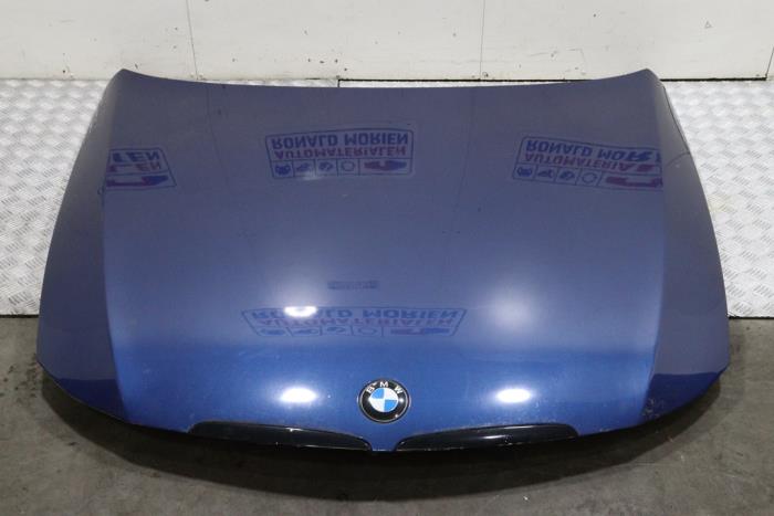 Używane Maska BMW 3 serie (E90) 330d 24V Cena € 225,00 Procedura marży oferowane przez Automaterialen Ronald Morien B.V.