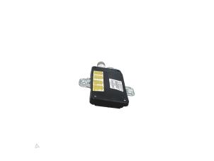 Begagnade Dörrairbag, 4-dörrars, höger fram BMW 3 serie Touring (E46/3) 316i 16V Pris € 35,00 Marginaltabell erbjuds av Automaterialen Ronald Morien B.V.