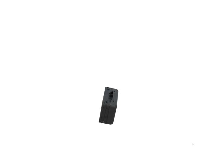Begagnade Regnsensor Mercedes CL (215) 5.8 CL-600 V12 36V Pris € 25,00 Marginaltabell erbjuds av Automaterialen Ronald Morien B.V.