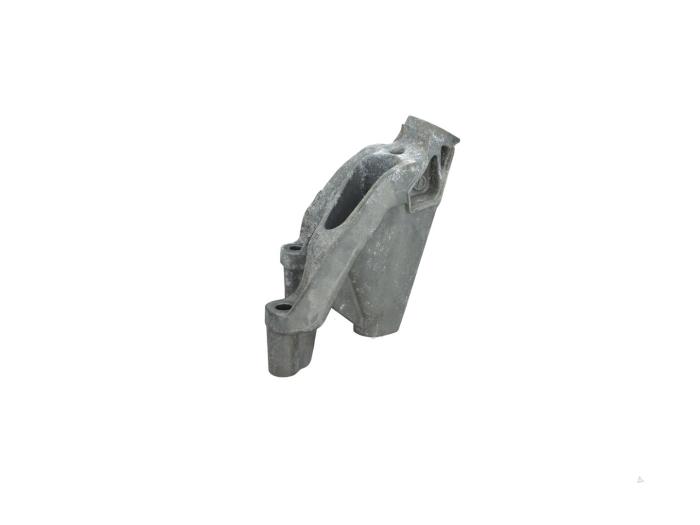 Used Engine mount Audi A4 Allroad Quattro (B8) 2.0 TFSI 16V Flexfuel Price € 25,00 Inclusive VAT offered by Automaterialen Ronald Morien B.V.