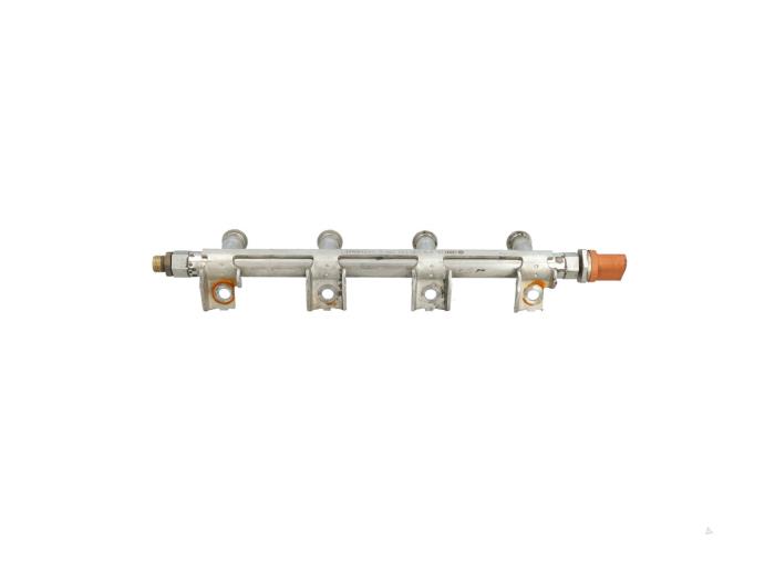 Gebrauchte Kraftstoffverteiler Audi A1 Sportback (8XA/8XF) 1.2 TFSI Preis € 35,00 Margenregelung angeboten von Automaterialen Ronald Morien B.V.