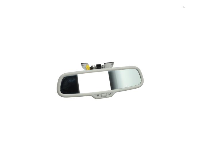 Używane Lusterko wewnetrzne Audi A6 Allroad Quattro (C7) 3.0 TDI V6 24V Cena € 125,00 Procedura marży oferowane przez Automaterialen Ronald Morien B.V.