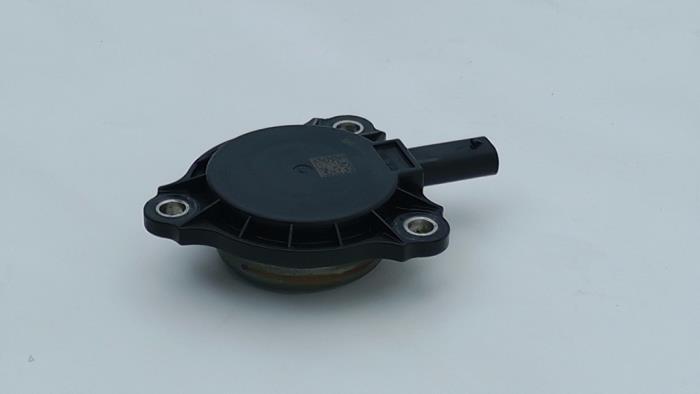 Gebrauchte Nockenwelle Sensor Mercedes A-Klasse AMG (177.0) 2.0 A-35 AMG Turbo 16V 4Matic Preis € 15,00 Margenregelung angeboten von Automaterialen Ronald Morien B.V.