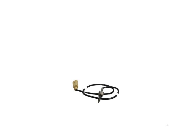 Gebrauchte Auspuff Temperatursensor Volkswagen Passat Variant (CJ5) 2.0 TDI 16V 4Motion Preis € 48,99 Mit Mehrwertsteuer angeboten von Automaterialen Ronald Morien B.V.