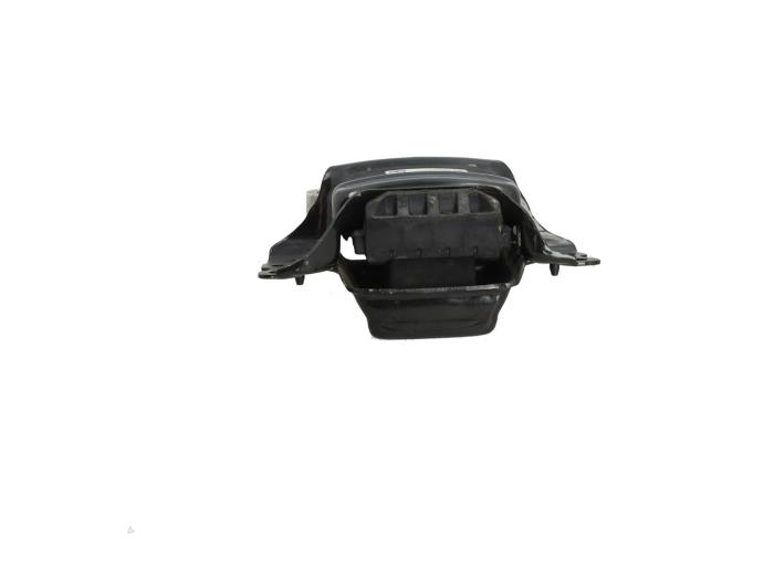 Used Engine mount Volkswagen Tiguan (AD1) 2.0 TDI 16V 4Motion Price € 45,00 Inclusive VAT offered by Automaterialen Ronald Morien B.V.