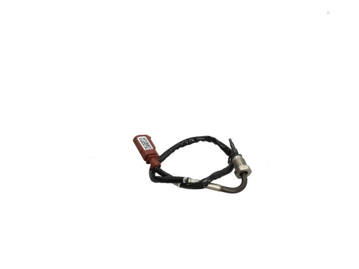 Usagé Sensor température d’échappement Volkswagen Crafter (SY) 2.0 TDI RWD Prix € 18,15 Prix TTC proposé par Automaterialen Ronald Morien B.V.