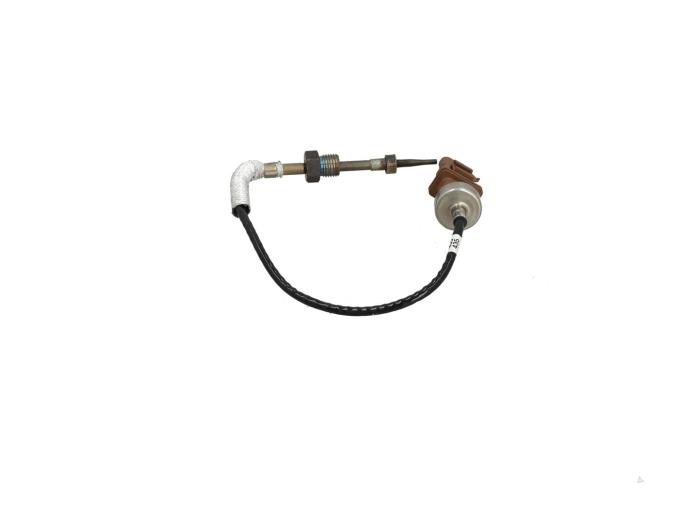 Usagé Sensor température d’échappement Volkswagen Crafter (SY) 2.0 TDI Prix € 75,00 Prix TTC proposé par Automaterialen Ronald Morien B.V.